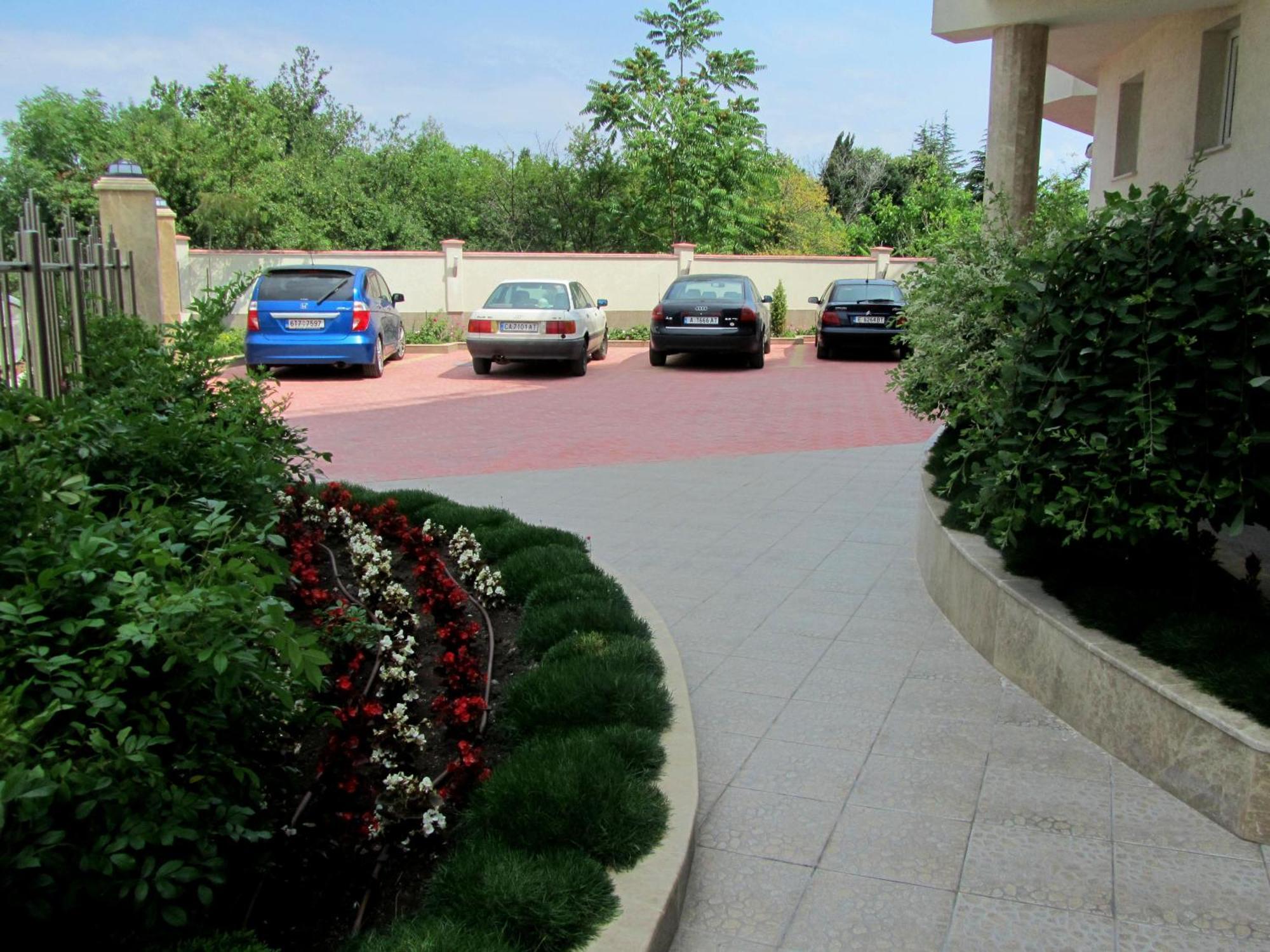 Адена Трейд Еоод Chernomorets Exterior foto